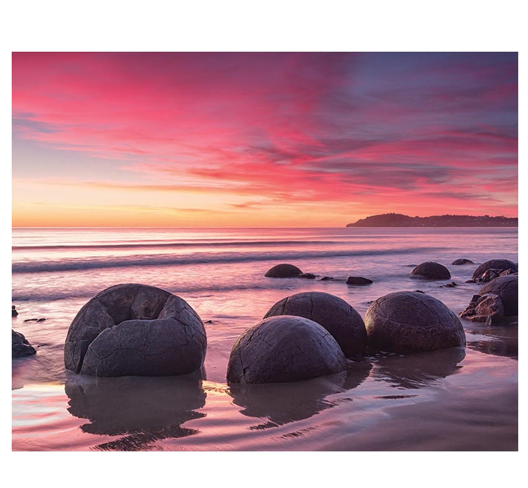 Mindbogglers 1000 Piece Puzzle - Moeraki Boulders, Koekohe Beach