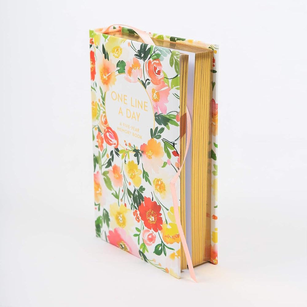 Floral One Line a Day: A Five-Year Memory Journal