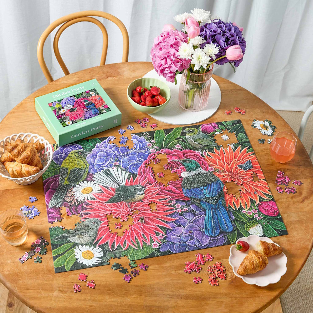 PieceHouse 1000 Piece Puzzle - Garden Party