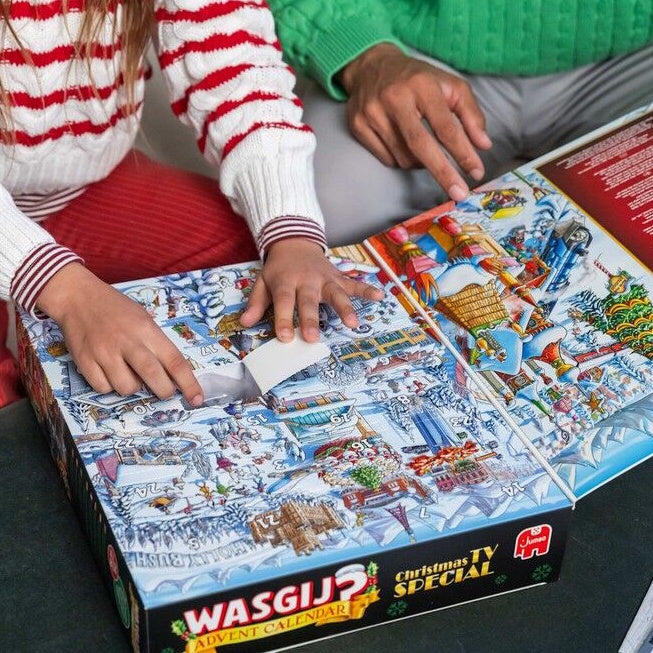 Wasgij? Christmas TV Special Advent Calendar 24 x 54 Piece Puzzles (Pre-Order)